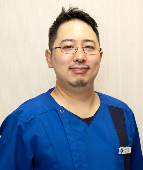 看護師 奥瀬 彰太